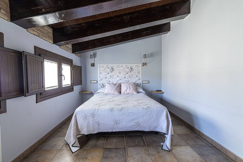 Casa rural Aitetxe in Laguardia, Rioja Alavesa