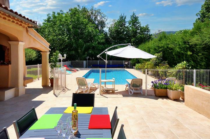 Gîte pour 8 personnes, avec piscine à Gonfaron - 3