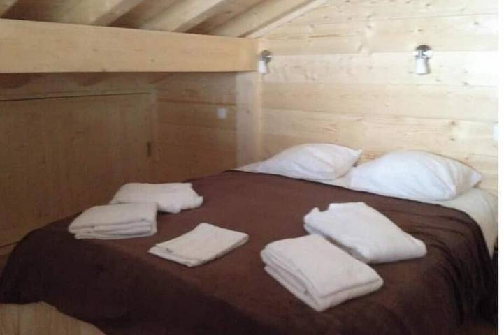 Gîte pour 14 personnes, avec balcon et jardin ainsi que jacuzzi et sauna à La Côte-d'Arbroz - 2
