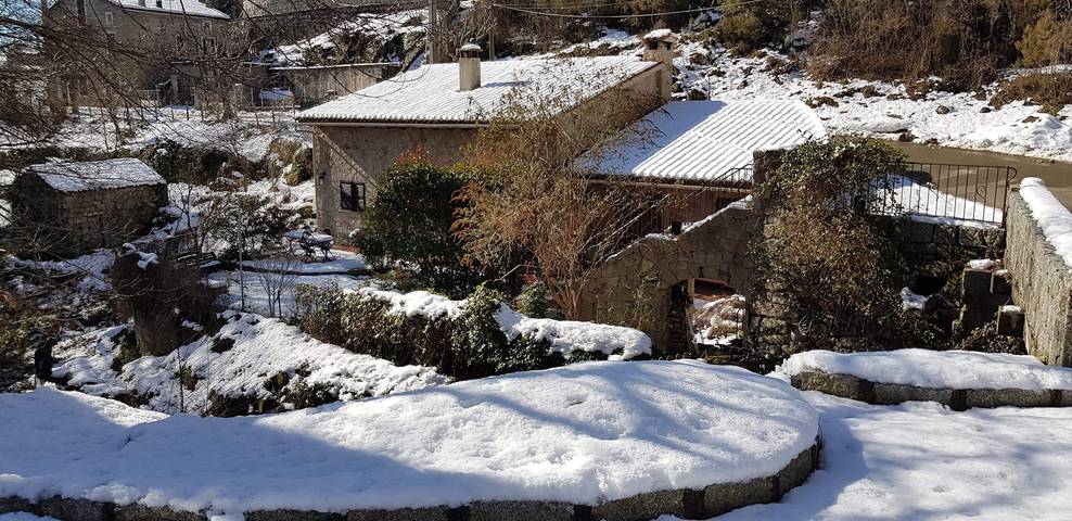 Gîte pour 5 personnes, avec jardin et terrasse en Corse - 2
