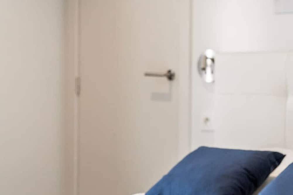 Appartamento intero, Elegant room with private bathroom near city center in Bruges, Provincia delle Fiandre Occidentali