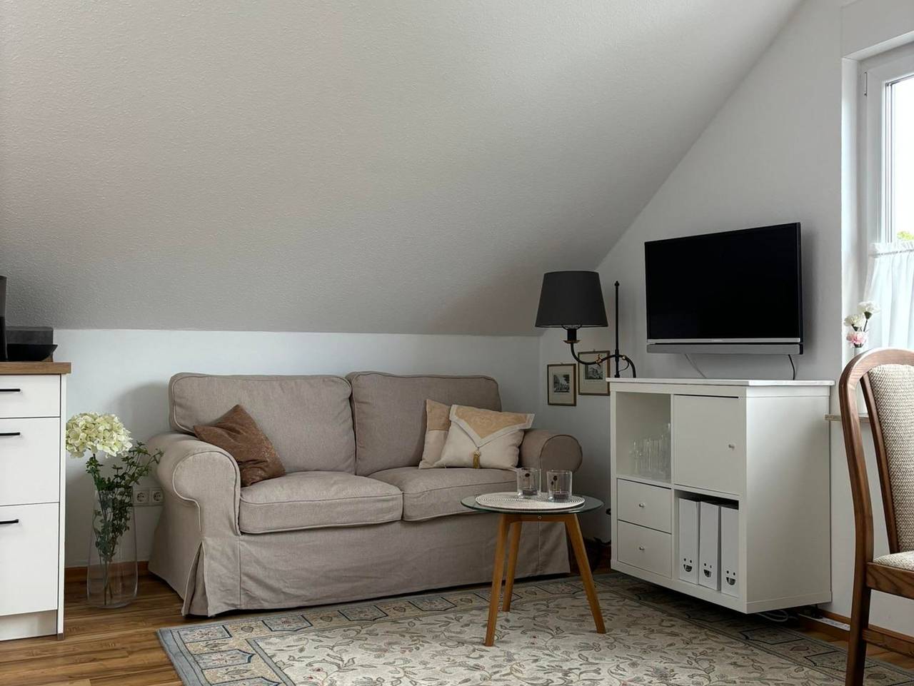 Ganze Ferienwohnung, Apartment Eulenhorst - Appartement/Fewo, Dusche, Wc, 1 Schlafraum in Lahnstein, Osteifel