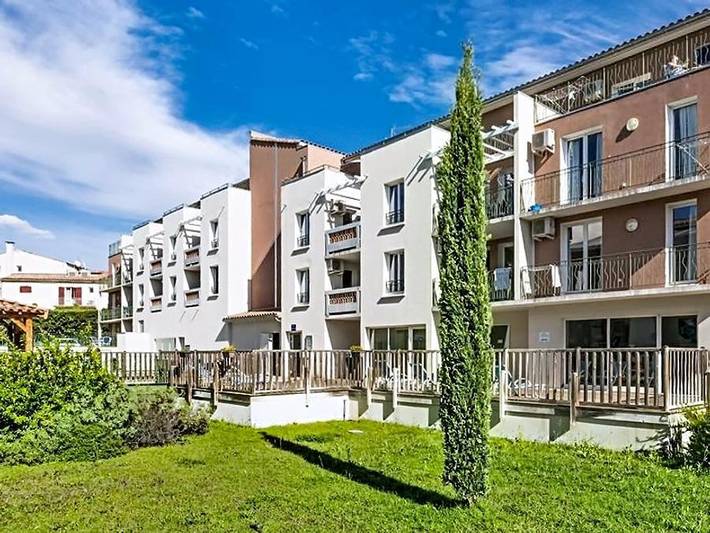 Location de vacances pour 6 personnes, avec balcon/terrasse, animaux acceptés à Gréoux-les-Bains - 2