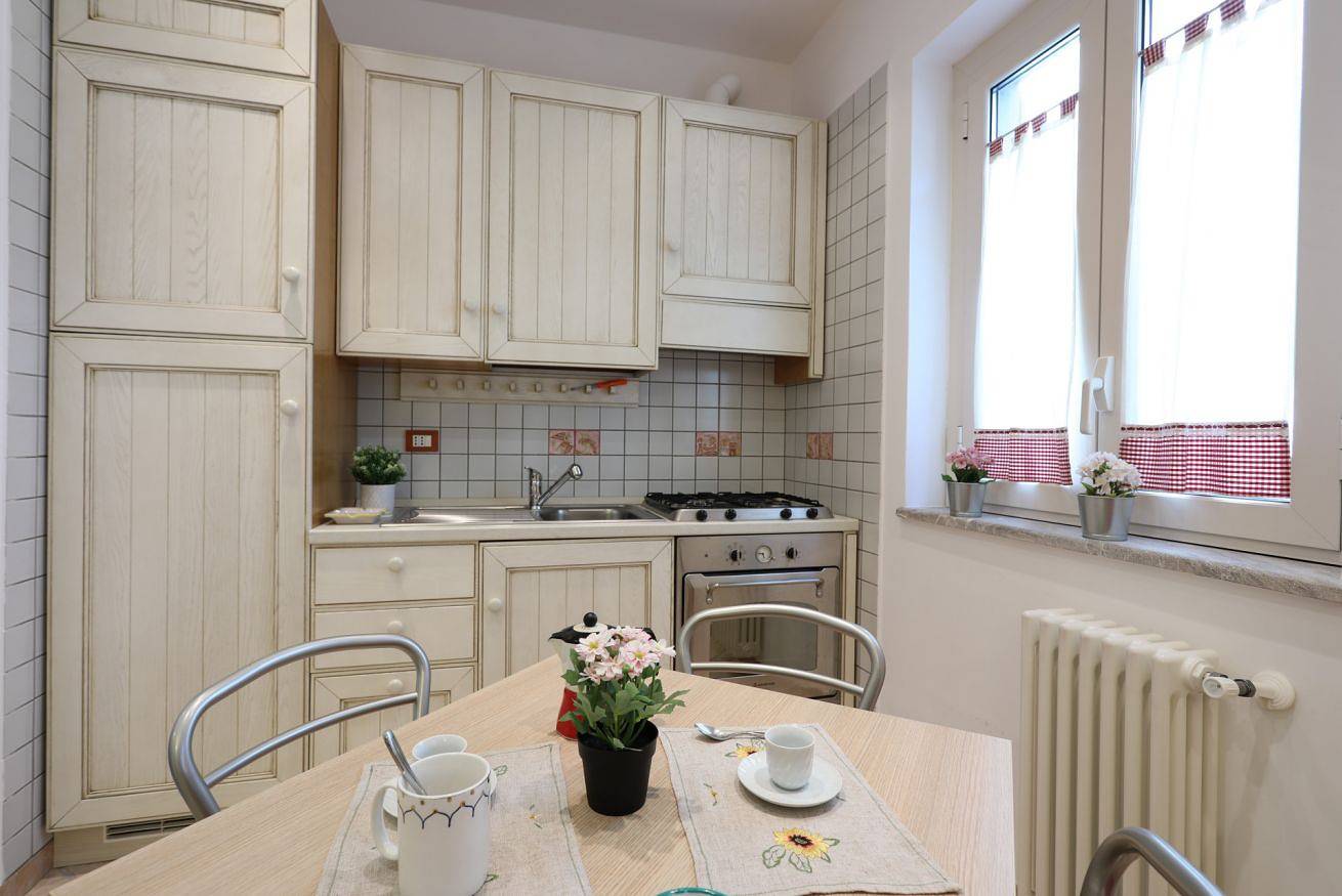 Entire apartment, Flat near the Historic Centre with Private Parking in Taormina, Messina Province