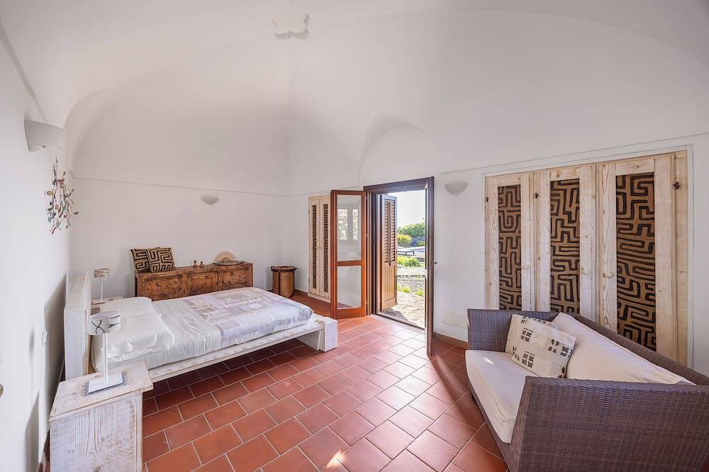 Dammuso Luna - Private Pool with Sea View in Santa Chiara, Trapani Province