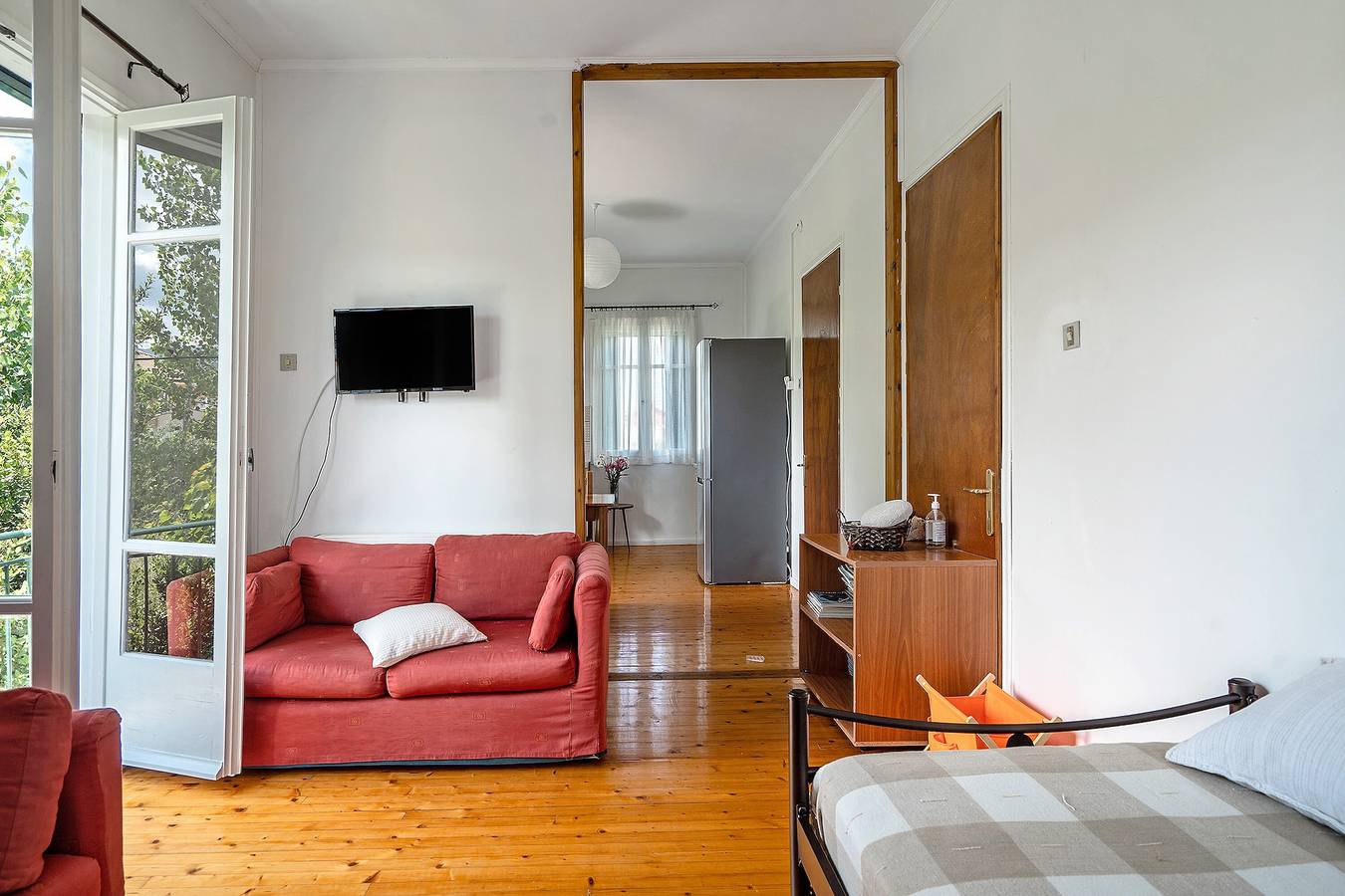 Entire apartment, Apartment "Woodpecker House Lefkada" with Sea View, Private Terrace & Wi-Fi in Katouna, Greece