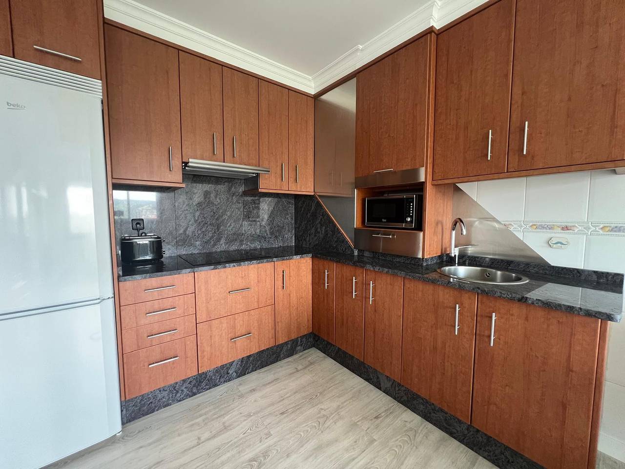 Ganze Wohnung, Ferienwohnung für 4 Personen mit Balkon in Ourense, Ourense und Umgebung