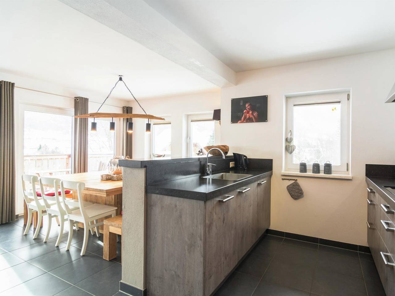 Very spacious chalet with wellness and sauna in Mauterndorf, Bezirk Tamsweg