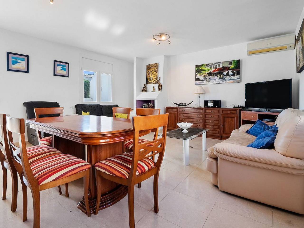 Mit Privatpool, Garten, in Strandnähe in Miami Playa, Costa Dorada