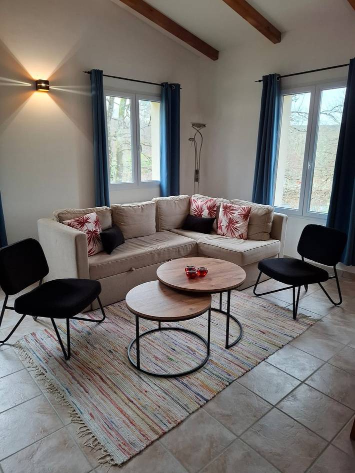 Gîte pour 6 personnes, avec piscine à Brossac - 4