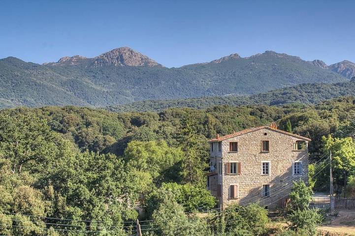 Location de vacances pour 4 personnes à Azilone-Ampaza