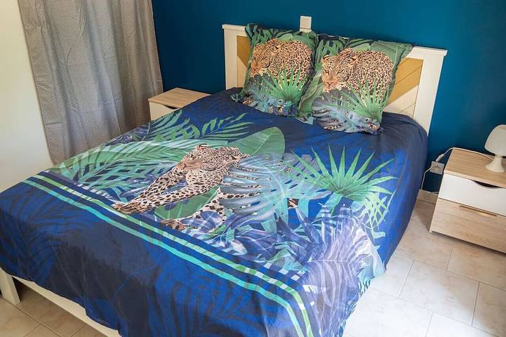 Location de vacances pour 6 personnes, avec Terrasse et Jardin à Dauphin (homonymie) - 2
