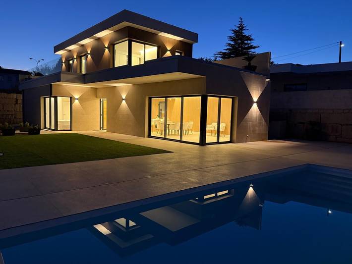 Villa für 7 Personen, mit Garten - 1