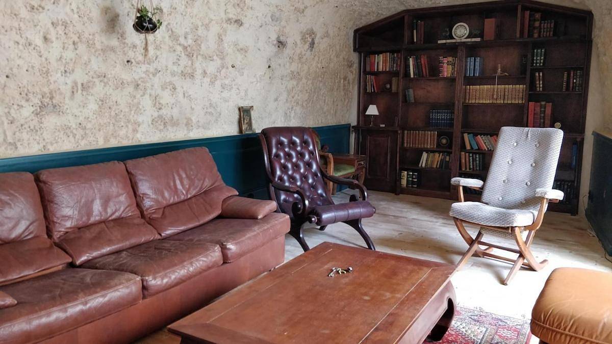 Two-Bedroom House in Rochecorbon, Région de Tours