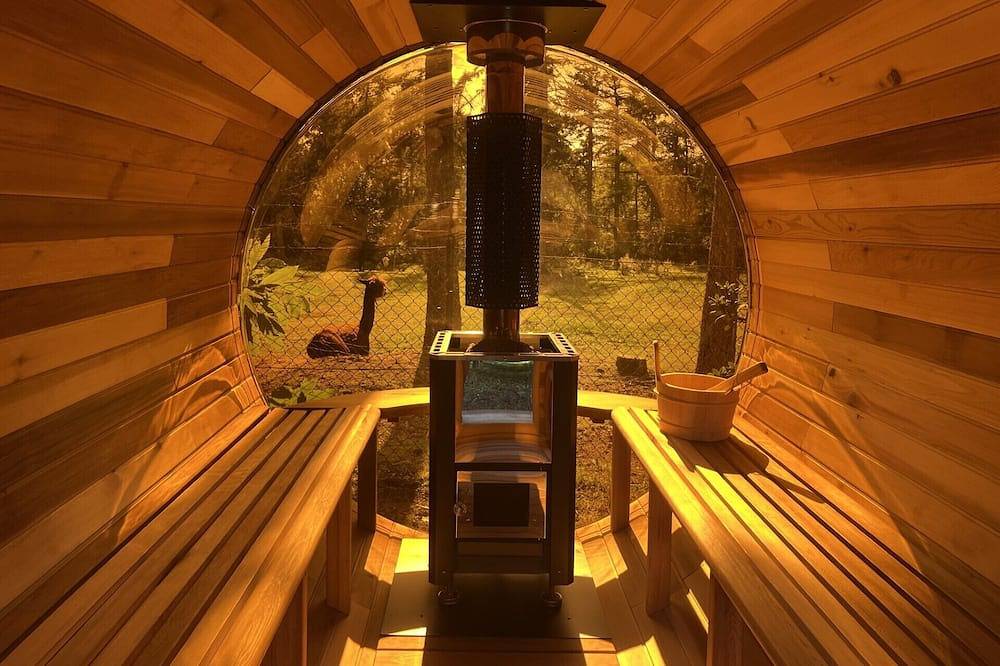 Forest House Hoeve de Zuidrand, Veluwe. Large garden, sauna, hot tub, privacy & alpacas in Veluwe