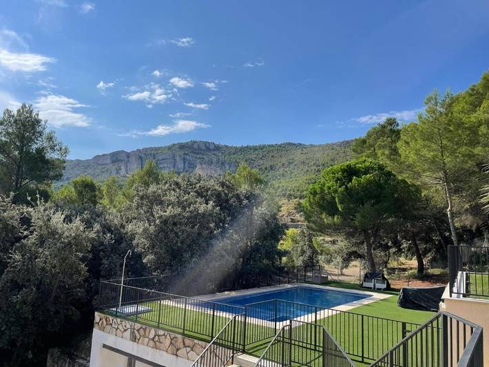 Casa rural para 15 personas, con piscina además de jardín y vistas en Benimantell - 2