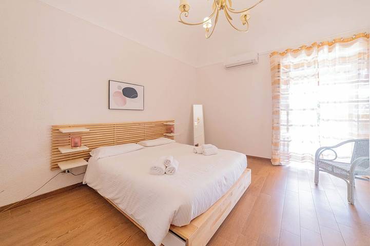 Location de vacances pour 6 personnes, avec jardin et terrasse à Piedimonte Etneo - 4