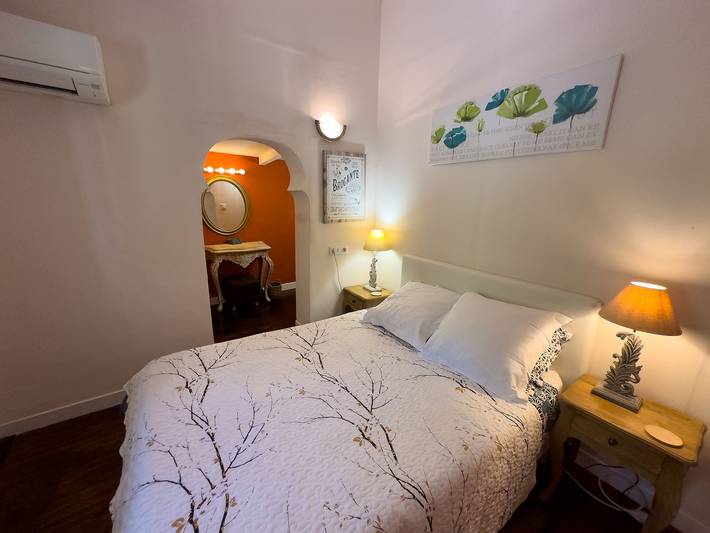 Gîte pour 4 personnes, avec jardin et piscine, adapté aux familles dans le Var - 3