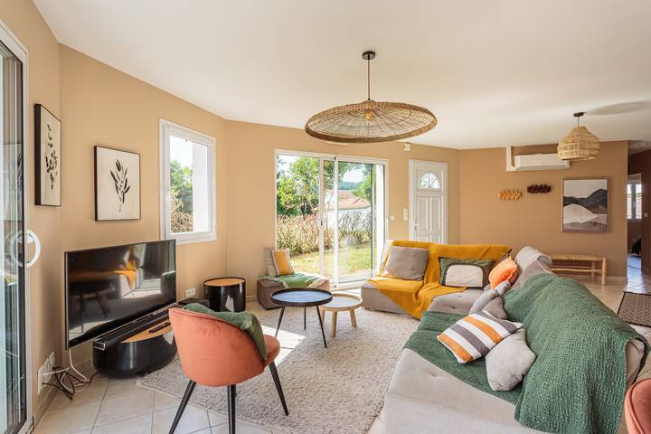 Location de vacances pour 6 personnes, avec Terrasse et Jardin à Saint-Palais