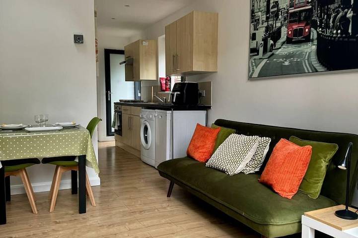 Holiday rental for 4 people, with garden in Chiltern Hills
