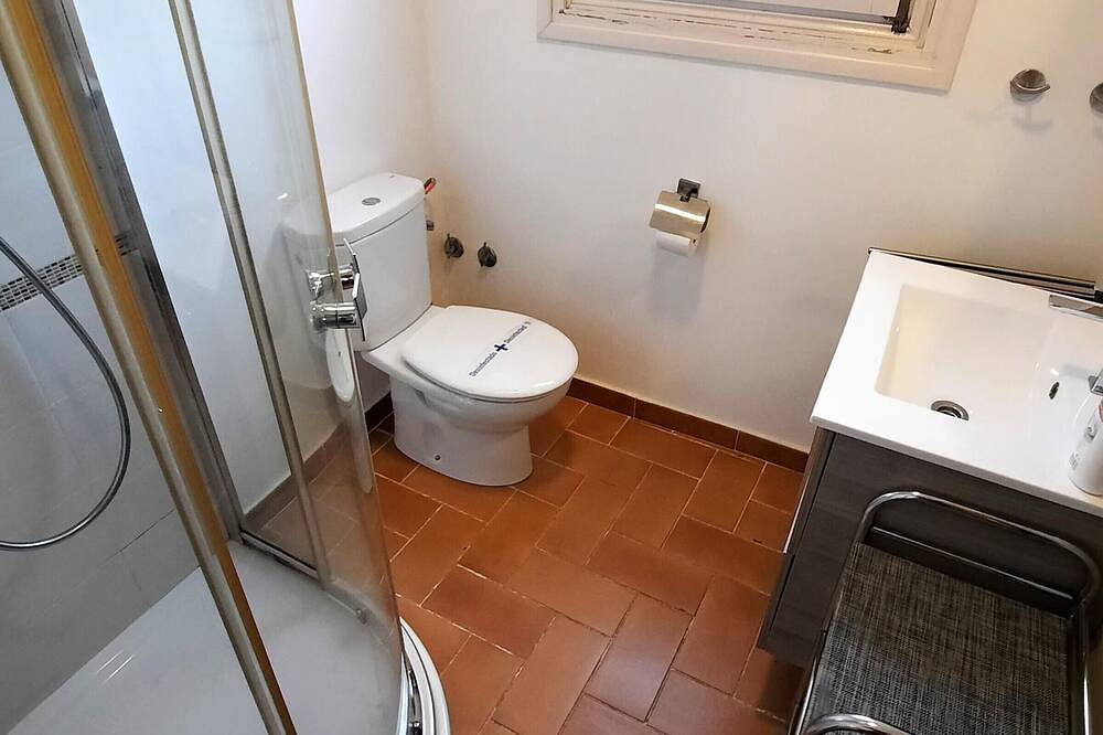 Apartamento entero, Apartamento con Magníficas Vistas, Terraza y Piscina en Colera in Colera, Alt Empordà