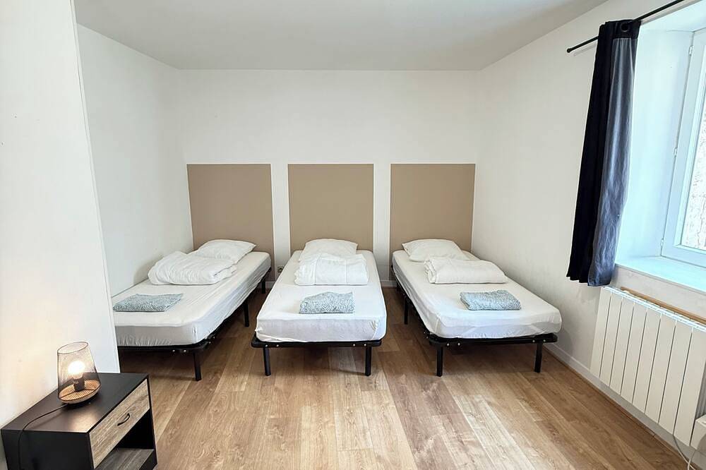 Ganze Wohnung, Town house 6p - Children's corner in Migné-Auxances, Vienne