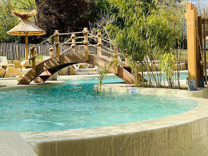 Gîte pour 4 personnes, avec Jacuzzi