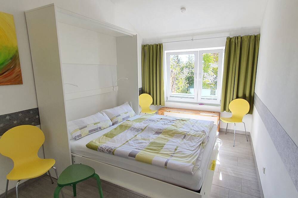 Modernes familienfreundliches Haus in ruhiger Lage mit großer Sonnenterasse in Herrischried, Südschwarzwald