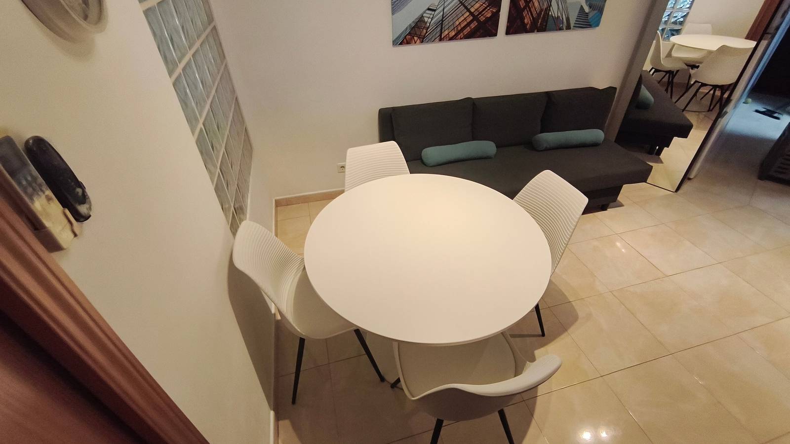 Apartamento entero, Apartamento 'La Colina' con vistas al mar, Wi-Fi y aire acondicionado in La Colina Torremolinos, Torremolinos