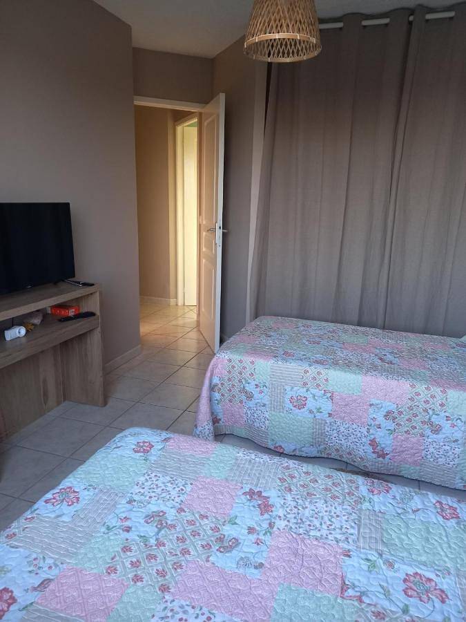 Location de vacances pour 6 personnes, avec Terrasse ainsi que Piscine et Vue à Masquières - 3