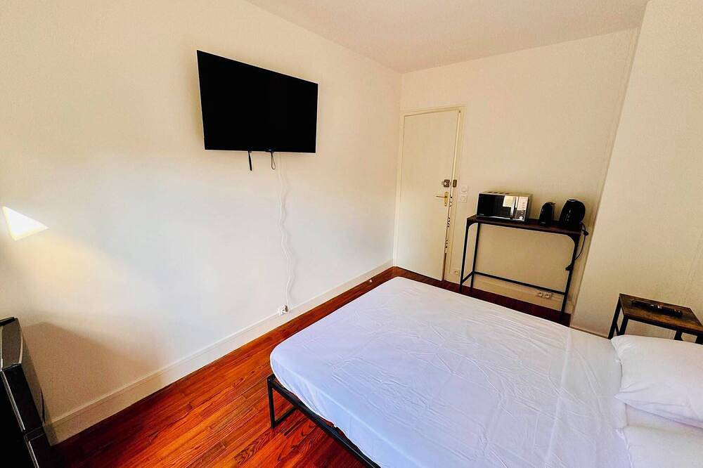 2 Private Single Rooms in Pessac in Pessac, Bordeaux region