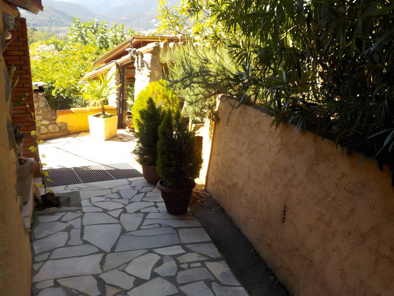 Gîte . Maison de vacances « Le Mas » avec vue sur la montagne, Wi-Fi, climatisation in Arles-sur-Tech, Région de Céret