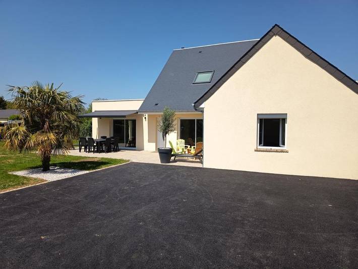 Location de vacances pour 6 personnes, avec jardin et vue à Saint-Laurent-sur-Mer - 2