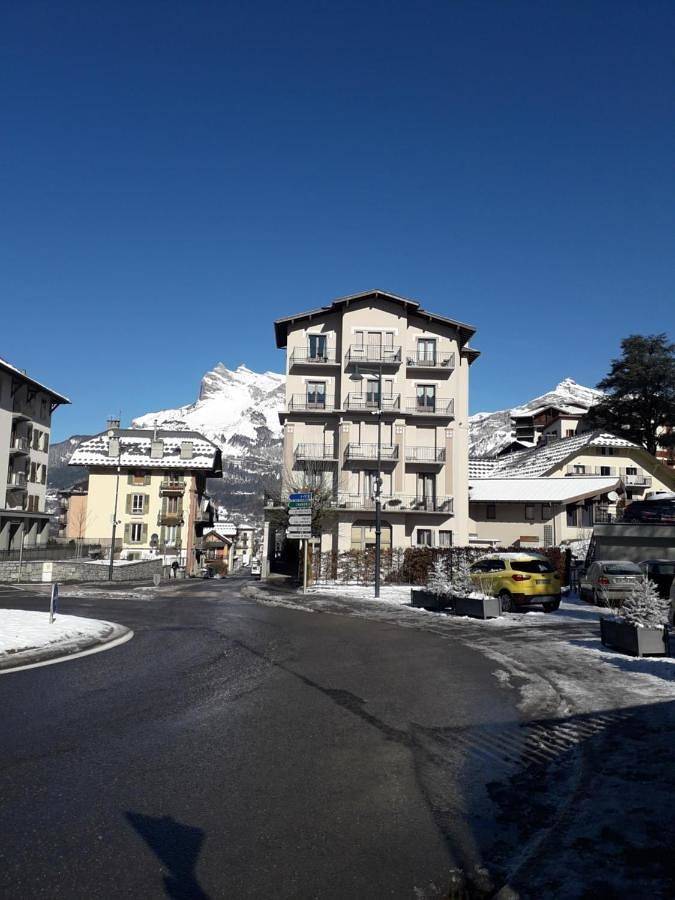 Appartement entier, Joli T3 proche centre et télécabines in Saint-Gervais-les-Bains, Pays du Mont-Blanc