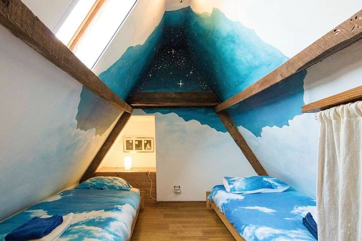 Location de vacances pour 10 personnes, avec jardin ainsi que piscine et terrasse à Thenon - 2