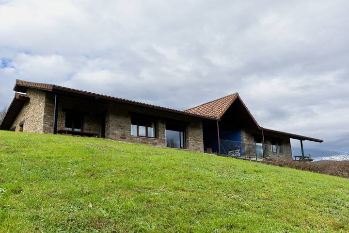 Casa rural para 7 personas, con Jardín en 