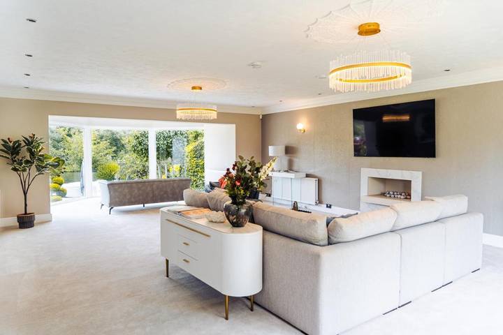 Location de vacances pour 10 personnes, avec vue ainsi que balcon et jardin dans Bray