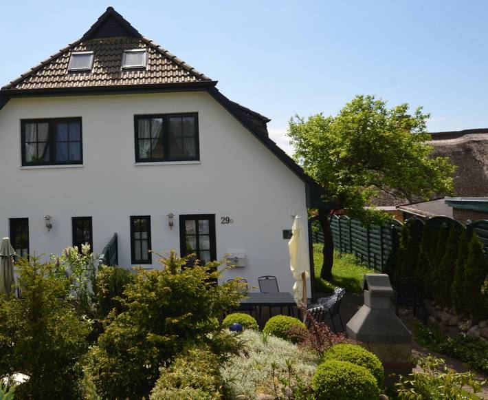 Ferienhaus für 8 Personen, mit Garten und Terrasse in Groß Zicker