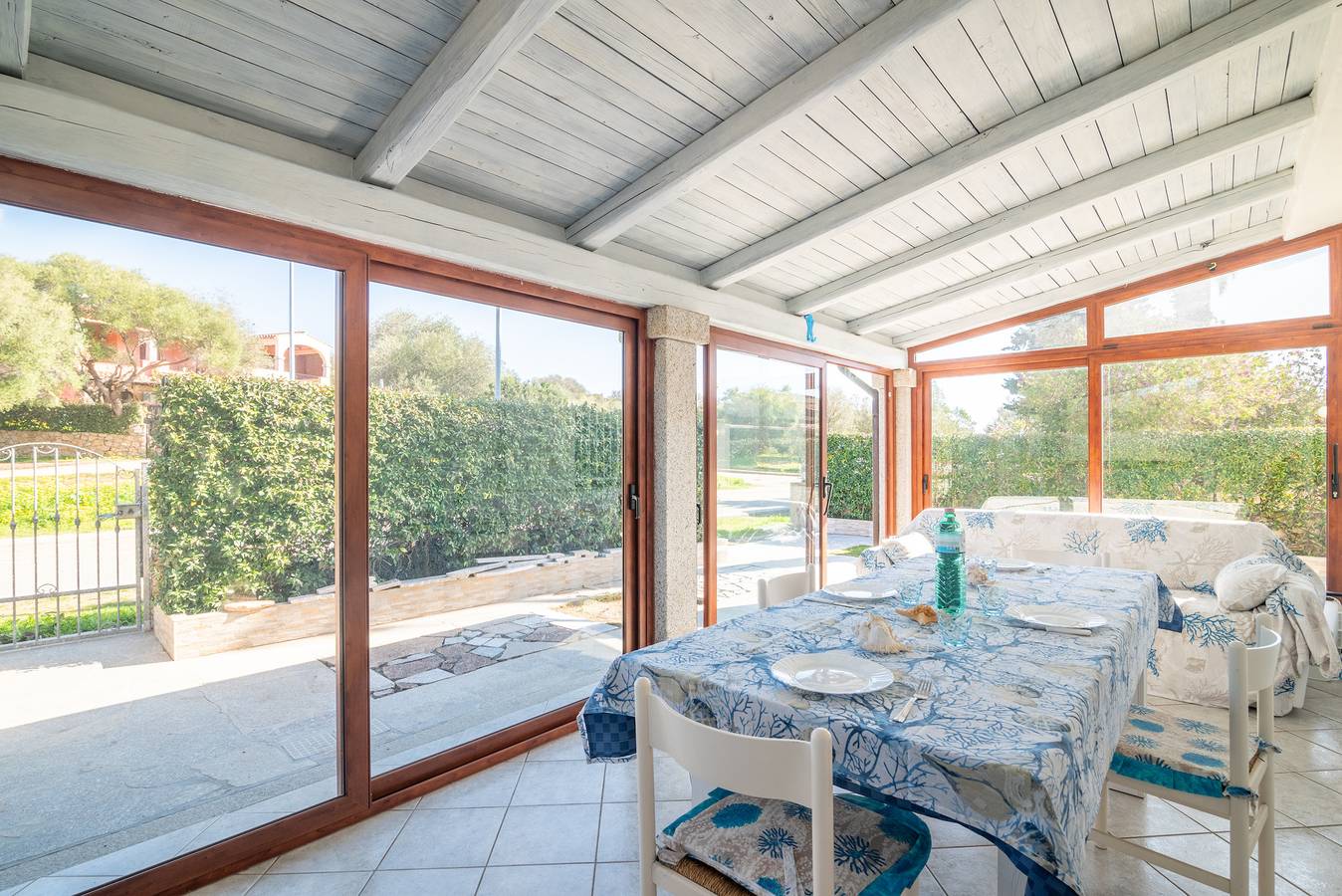 Ganze Wohnung, Ferienwohnung 'Bilocale Bianco Tamerici' mit privater Terrasse und Klimaanlage in San Teodoro, Olbia-Tempio