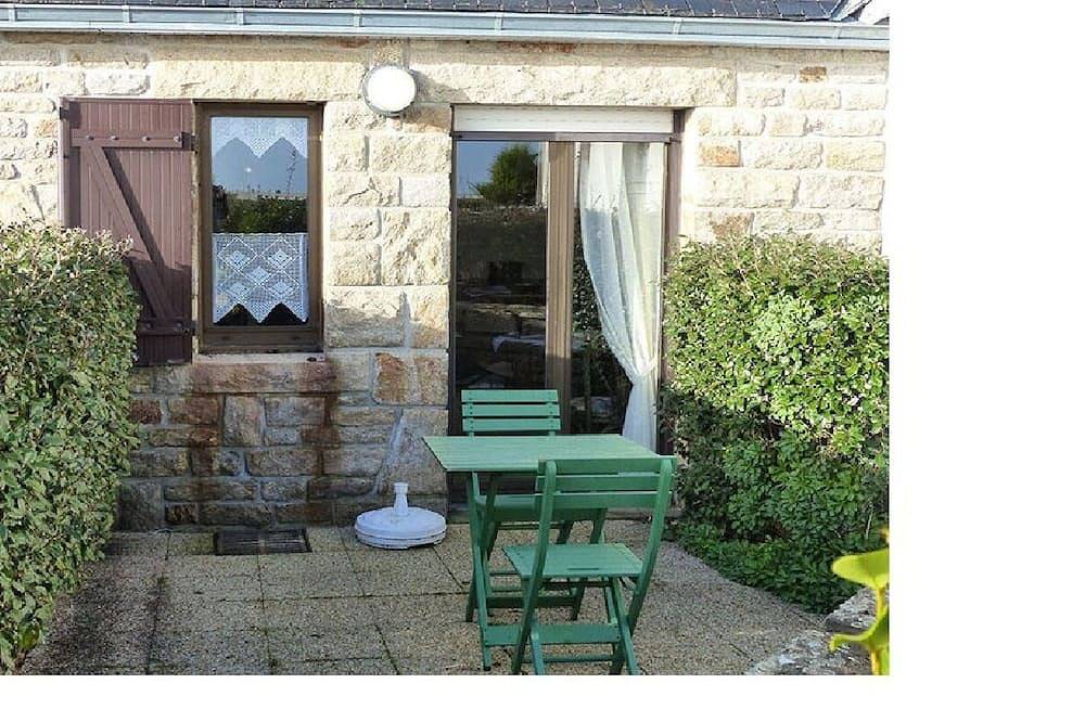 Apartamento entero, Ground floor studio with garden and sea view, Penmarch Kerity in Penmarch, Côte de Cornouaille