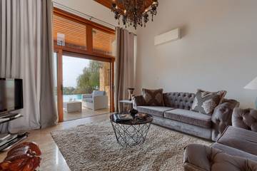 Villa for 6 People in Aphrodite Hills, South Cyprus, Photo 3