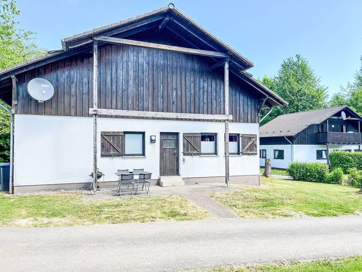 Ferienpark für 4 Personen, mit Terrasse und Garten im Hunsrück