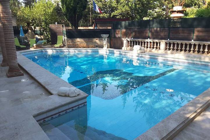 Villa pour 6 personnes, avec Terrasse et Jardin à Villeneuve-lès-Avignon