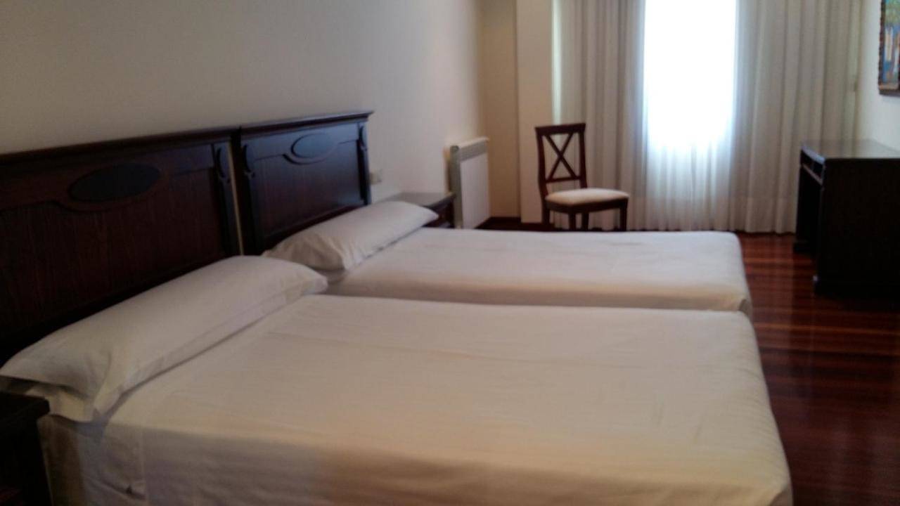 Ganze Wohnung, Apartamentos Maritimo Suites-Solo Adultos in Praia de Confín (O Grove), O Grove