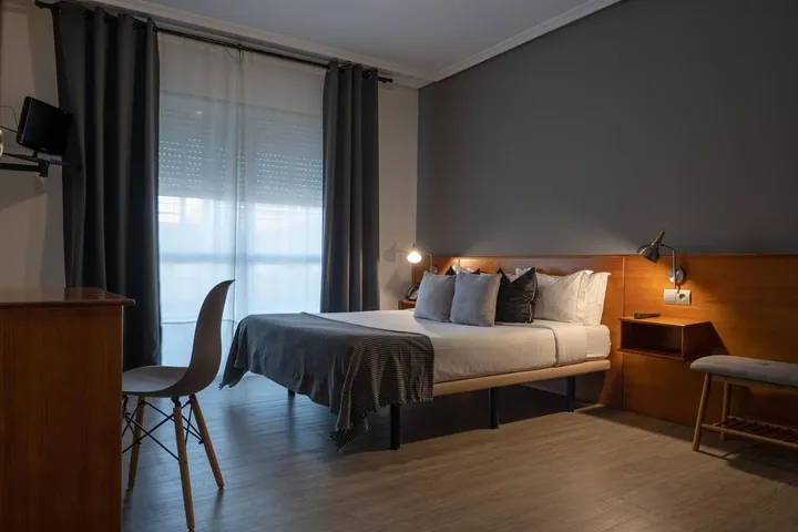 Hotel para 3 personas, con jardín y sauna - 1