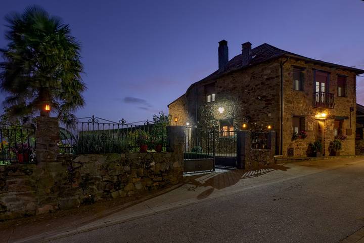 Casa rural para 8 personas, con jardín, Se admiten mascotas en El Bierzo - 3