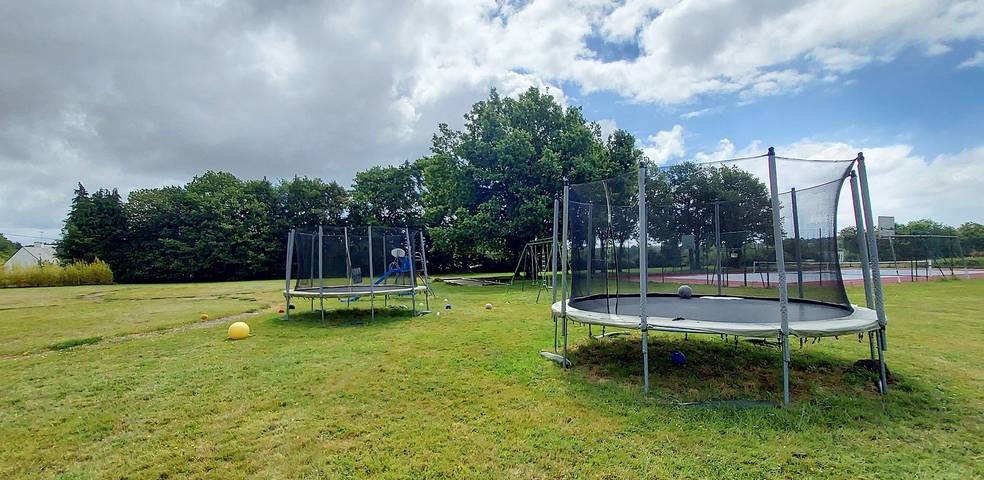 Gîte pour 5 personnes, avec jardin et piscine à Pluneret - 4