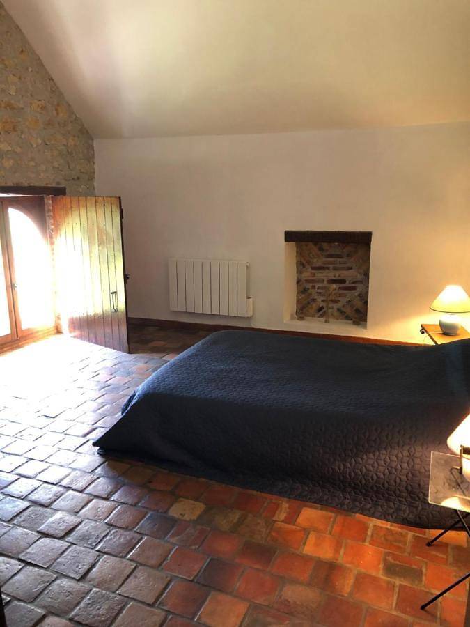 Location de vacances pour 5 personnes, avec Jardin et Piscine à Dampierre-sous-Bouhy - 2