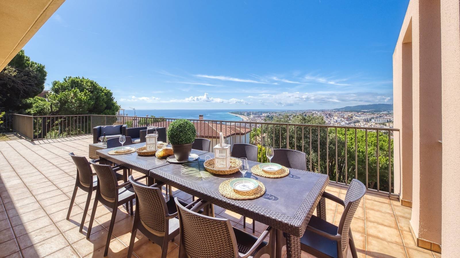 Villa "Costacabana - Mauri" avec vue sur la mer, piscine privée et Wi-Fi in Blanes, Costa Brava