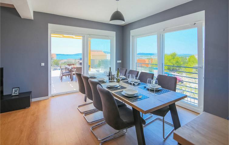 Cozy 2-Bedroom Retreat with Pool, Near Beach - WiFi & Parking Included! in Sibenik, Šibenik-Knin